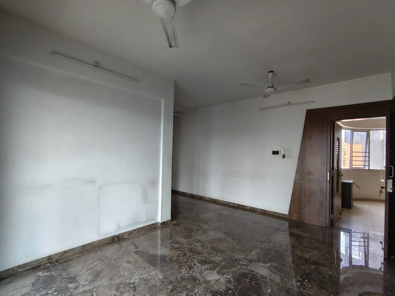 AVAILABLE 3 BHK FLAT FOR RENT