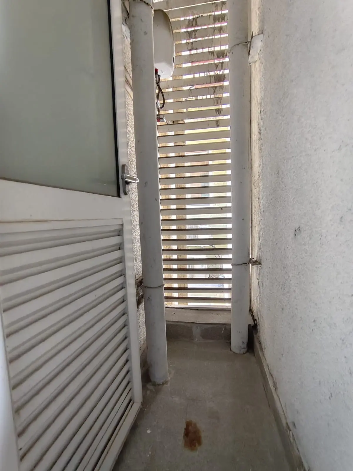 AVAILABLE 3 BHK FLAT FOR RENT